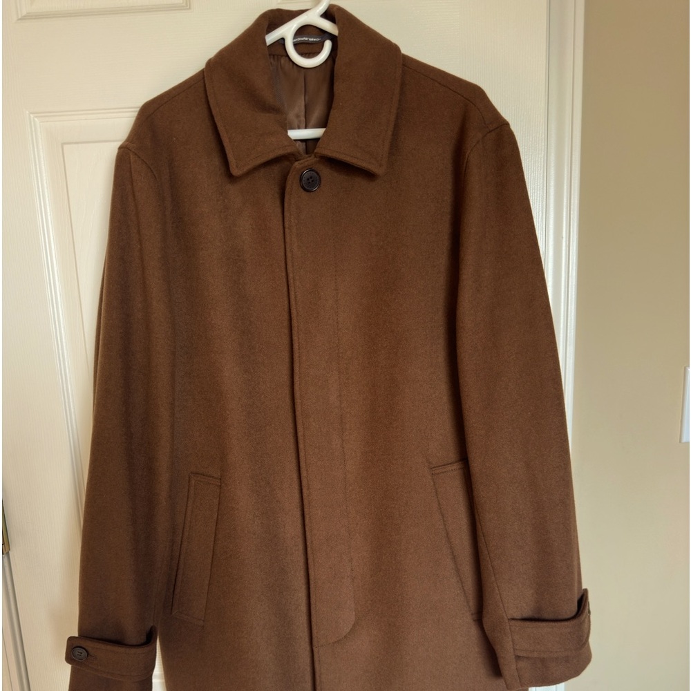 Car coat, Knee length
Relaxed fit,Turn-down collar, Dark brown solid colour